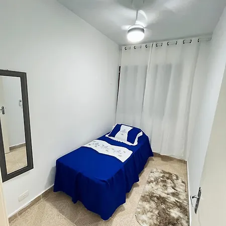 Apartamento charmoso a 400mts da praia da Enseada-2